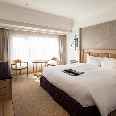 โกเบ เบย์ เชอราตัน โฮเต็,แอนด์ทาวเวอร์ Hotel ภายนอก รูปภาพ