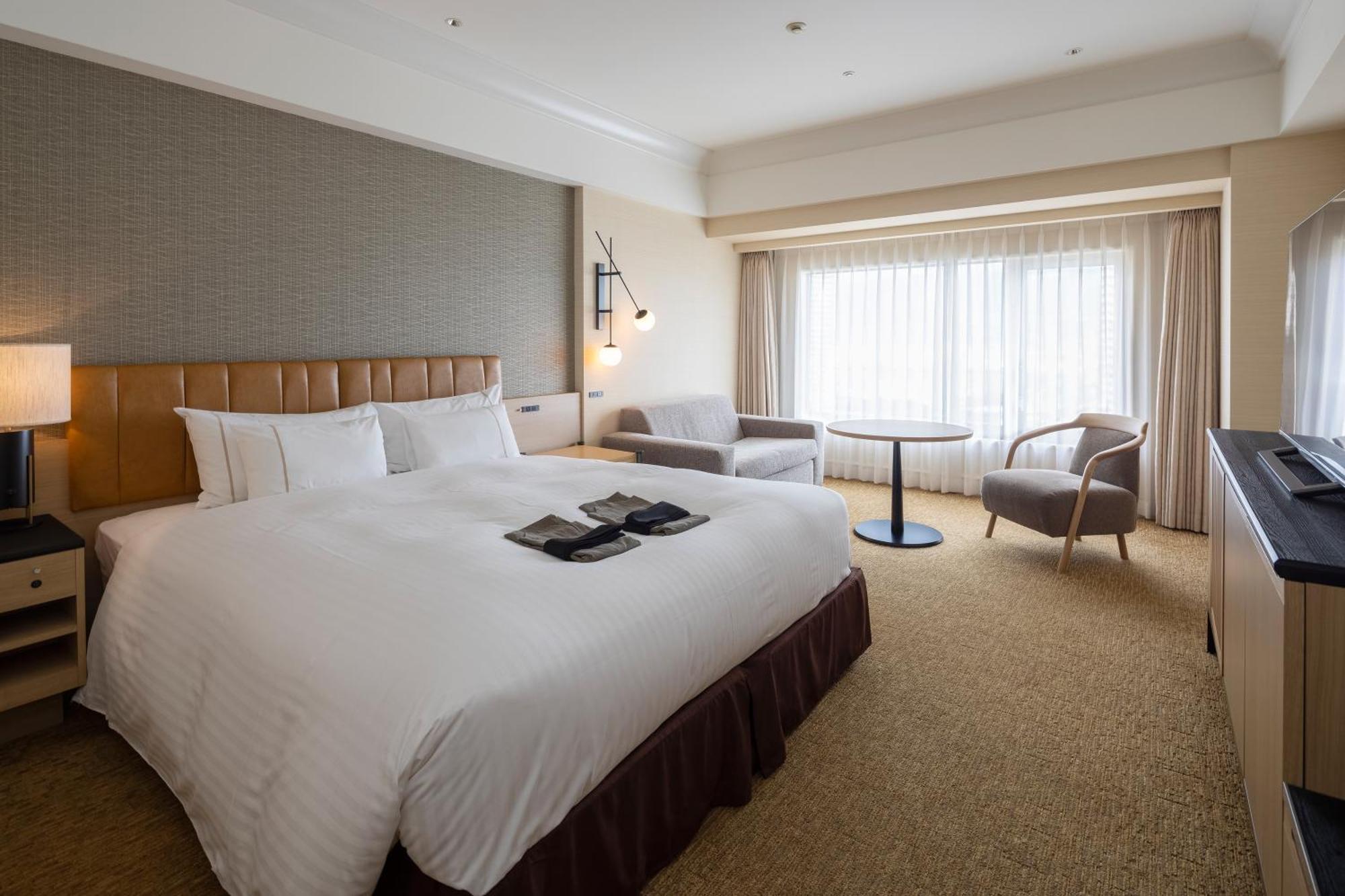โกเบ เบย์ เชอราตัน โฮเต็,แอนด์ทาวเวอร์ Hotel ภายนอก รูปภาพ