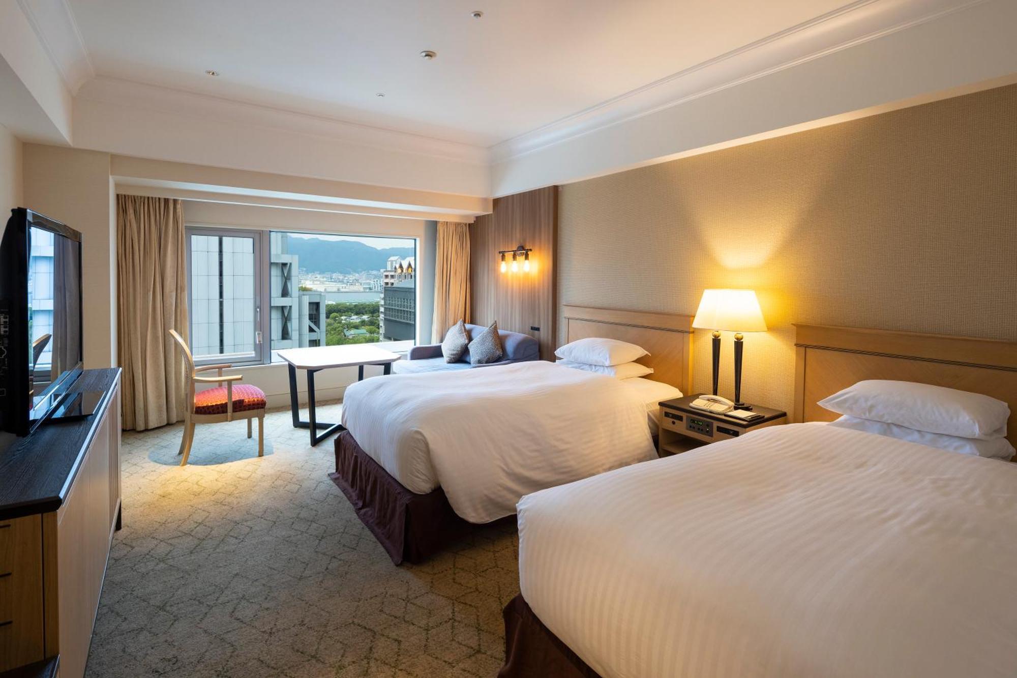 โกเบ เบย์ เชอราตัน โฮเต็,แอนด์ทาวเวอร์ Hotel ภายนอก รูปภาพ